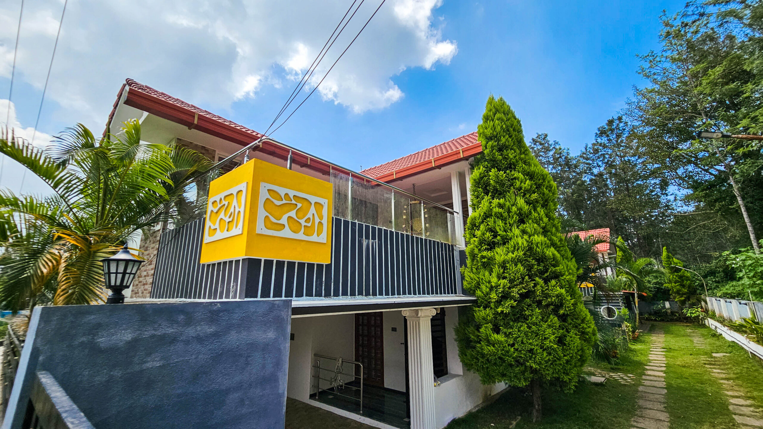 iSTAYS Luxe Villa